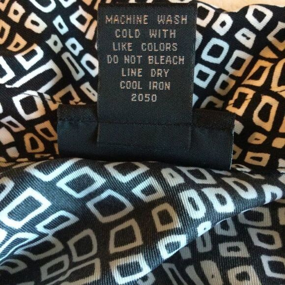 RAFAELLA Black White Button Front Blouse L NWOT - Picture 11 of 12